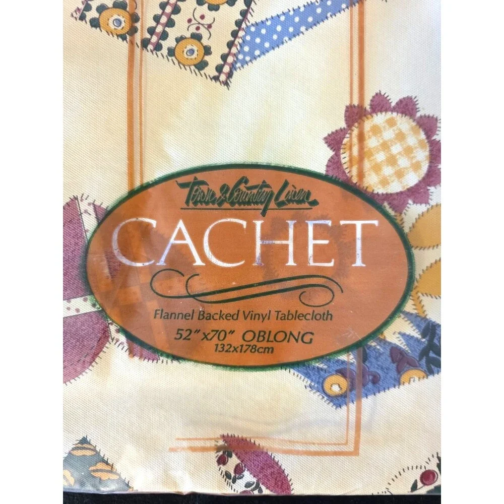 Vintage Town & Country Linen Flannel Backed Vinyl Tablecloth Calico Hearts